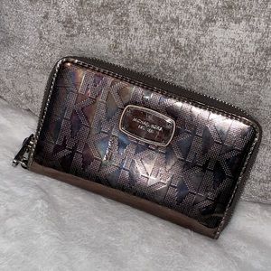 Silver Michael Kors Wallet